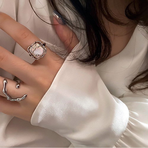 新款时尚不规则金属淡水珍珠开口戒指女ins风冷淡风指环肌理感