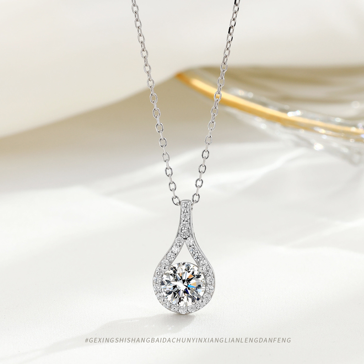 1 Piece 925 Sterling Silver Geometric Heart Shape Bow Knot 925 Sterling Silver Cable Chain Pendant Necklace display picture 14