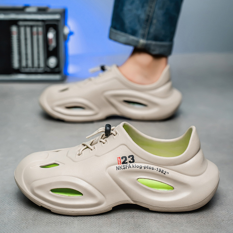 Zapatos con agujeros Baotou para hombres, suela gruesa para uso exterior en verano, 2025 nuevos zapatos de playa, sandalias, zapatillas desodorantes y antideslizantes