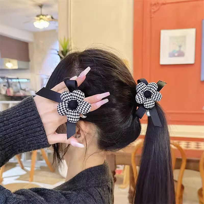 Xiaoxiang スタイルの花柄ヘッドバンド、ファッショナブルなパールリボンヘアゴム、黒の高弾性ポニーテールヘアロープ|undefined