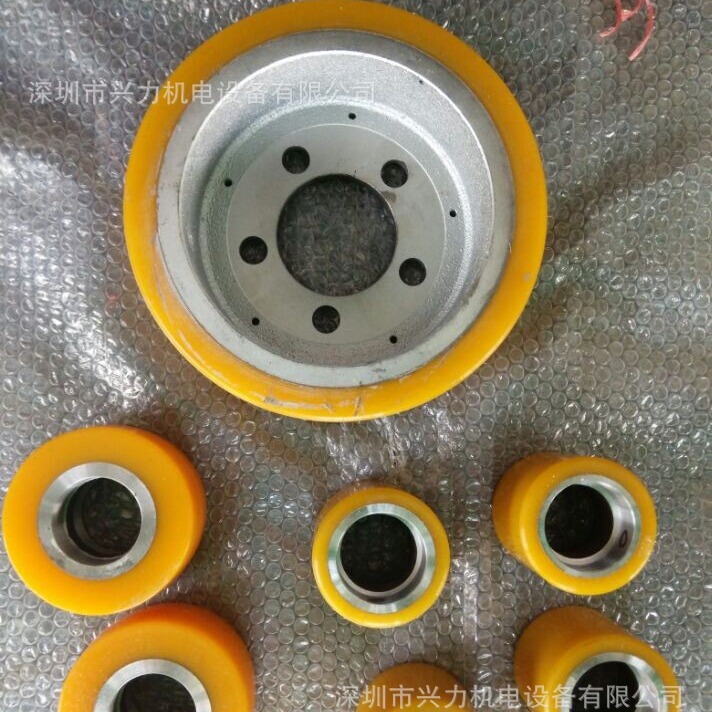 高品质 叉车CBD20电动搬运车轮子CDD12/14/16电动堆高车轮子