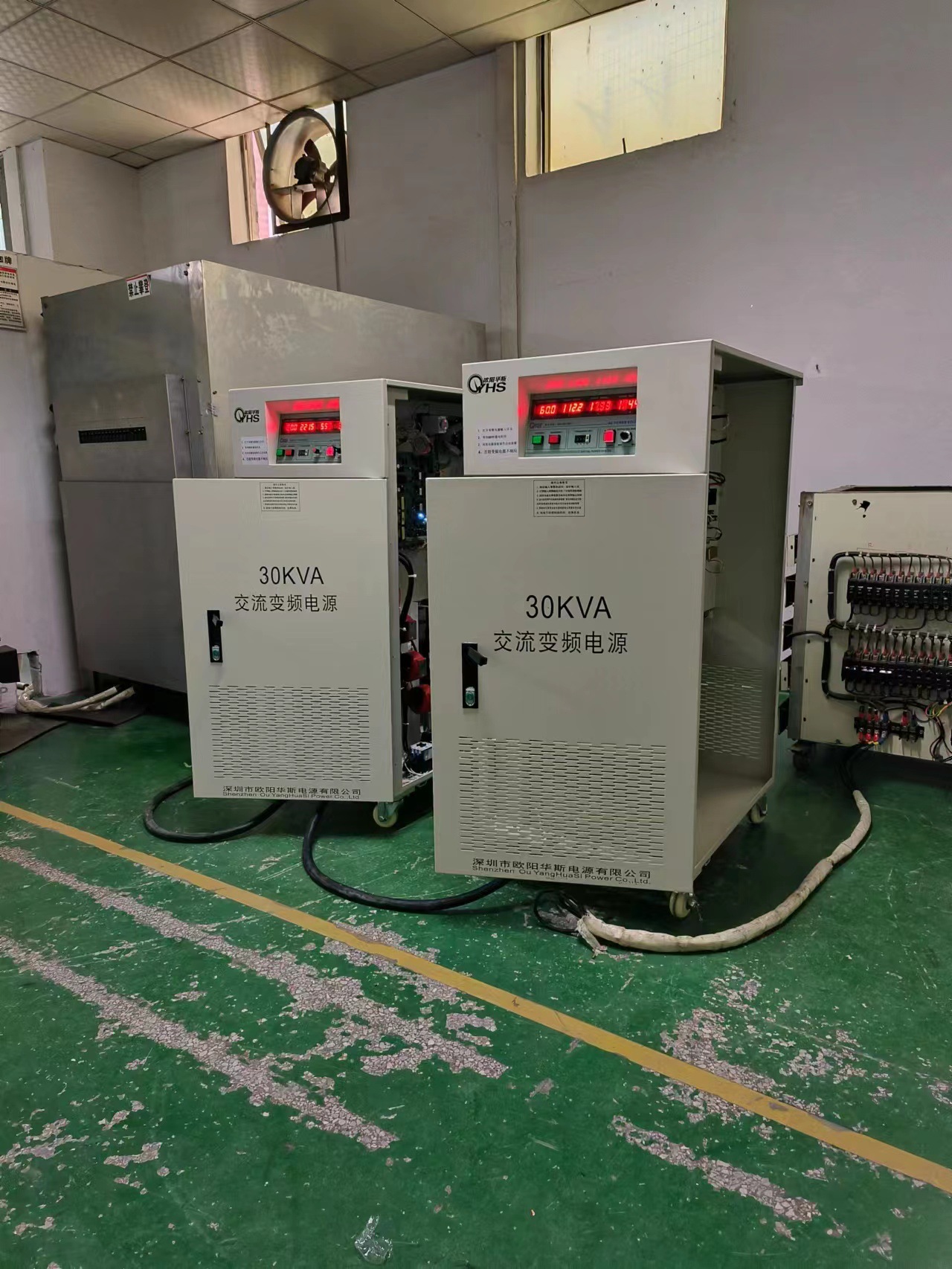 ŷ����˹����30KVA��Ƶ��Դ������ݸ�����200V 60HZ�����Ե��