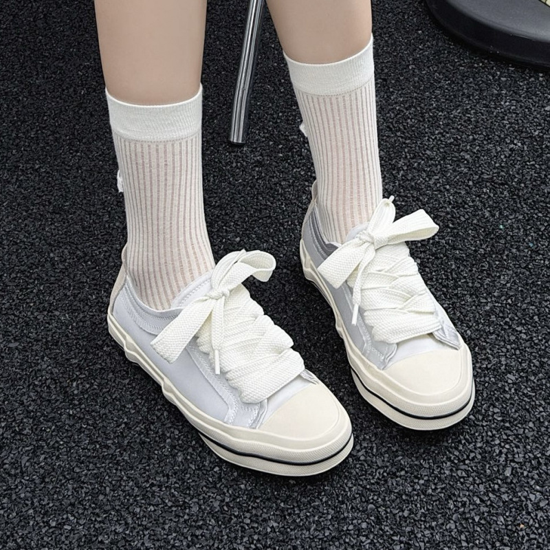 White Leather Sneakers Made of Genuine Cowhide, Comfortable and Non-Tiring for the Feet, with a Glossy Satin Finish, Flat-Soled Trendy Shoes Osy906