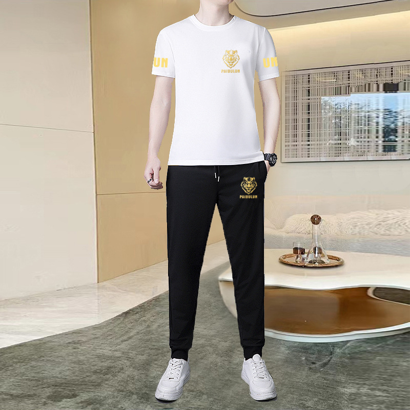 2025 new summer suit men's loose ice silk fashion high sense casual sports short sleeve shorts suit