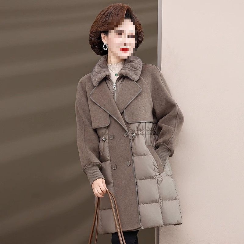 妈妈冬装时尚羽绒服中长款洋气新款中年女气质拼接白鸭绒显瘦