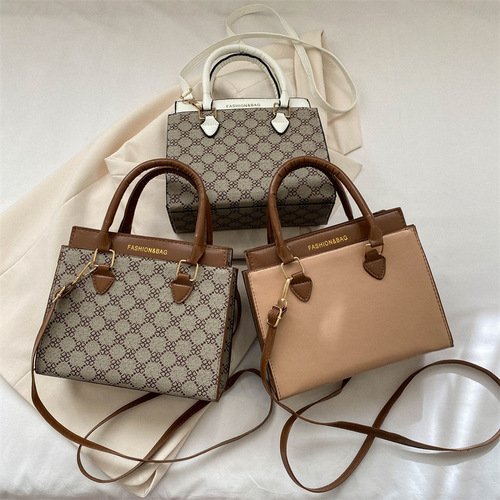 Ladies Handbag  New Summer Retro Women's Bag Stylish and Elegant Large Capacity Crossbody Mom Bag Trendy