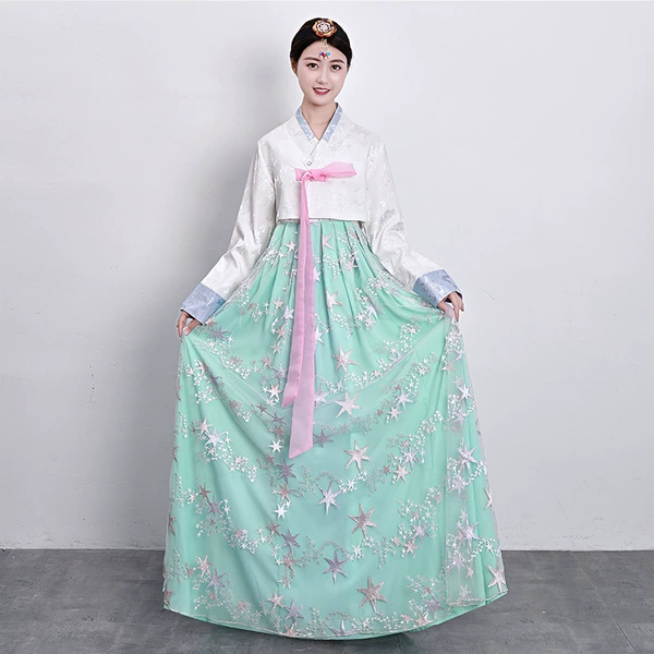 White+green skirt