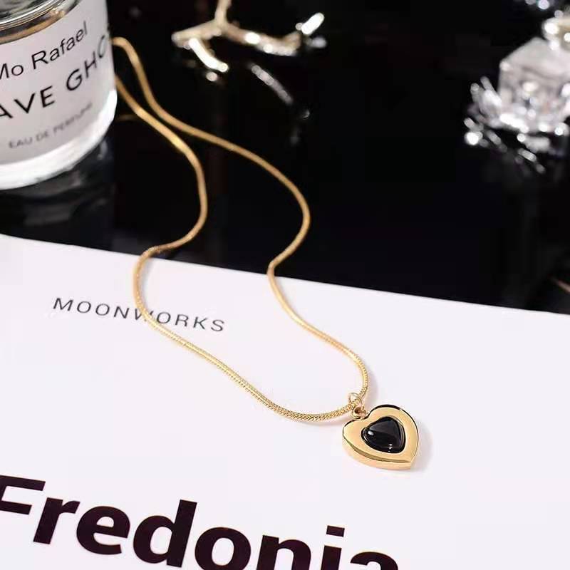 Retro Heart Shape Titanium Steel Plating Earrings Necklace 1 Piece 1 Pair