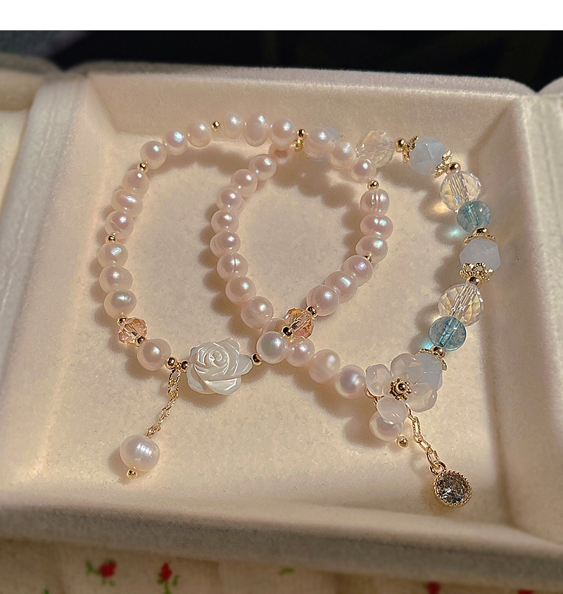 Elegant Flower Pearl Beaded Bracelets