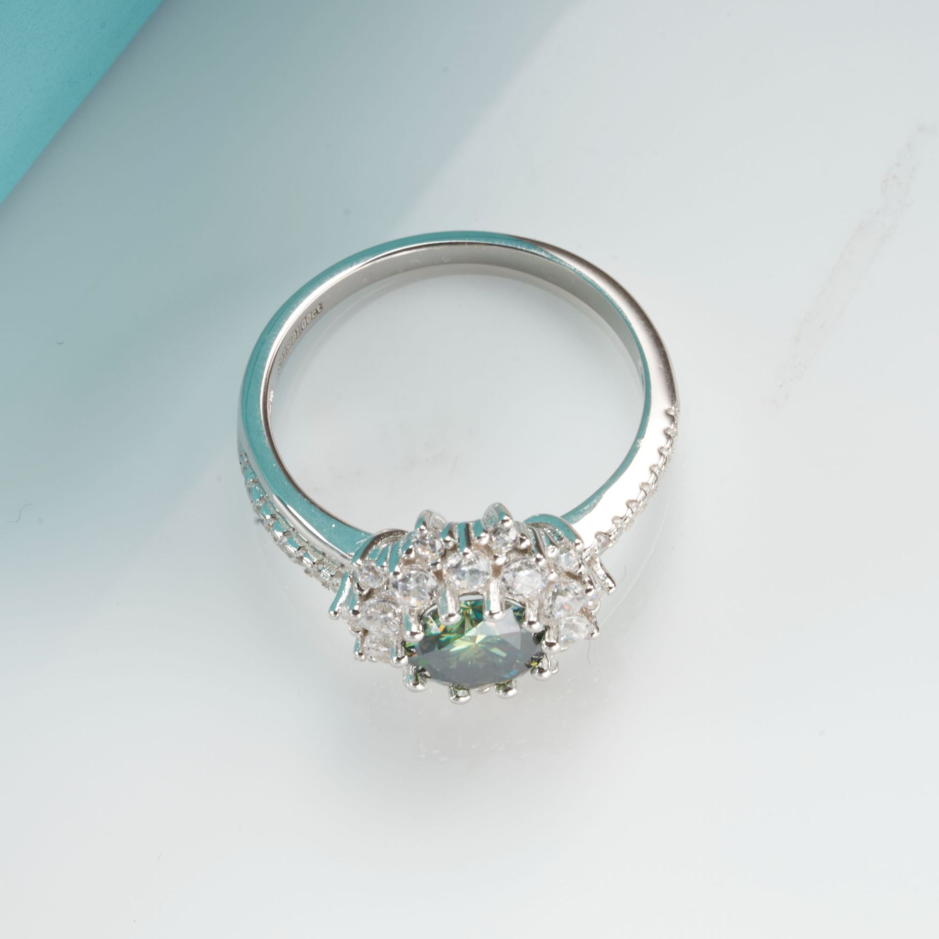 Fabricante de anillo de boda de lujo de plata esterlina S925 para soportar cualquier identificación de anillo de diamante de 1 quilates de estilo europeo y americano