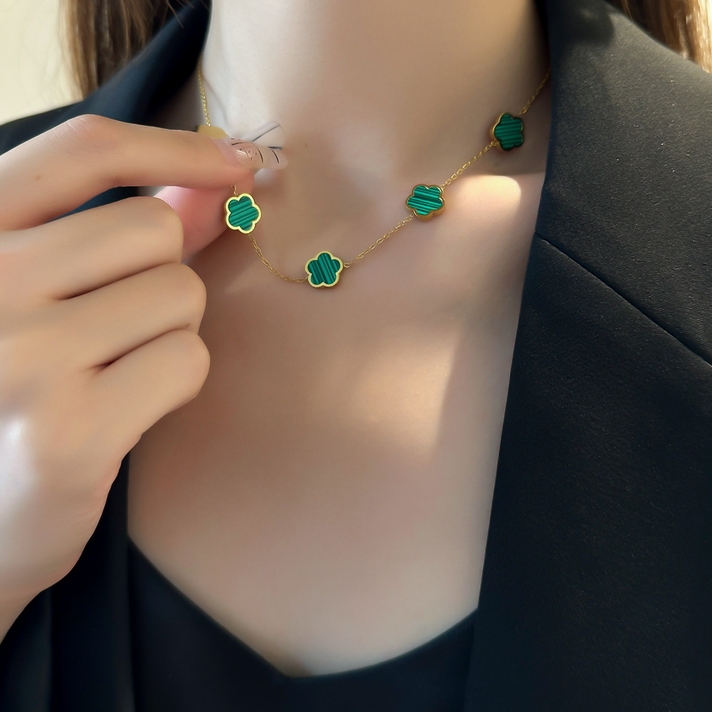 Simple Style Flower Titanium Steel Patchwork Necklace_colorza_1