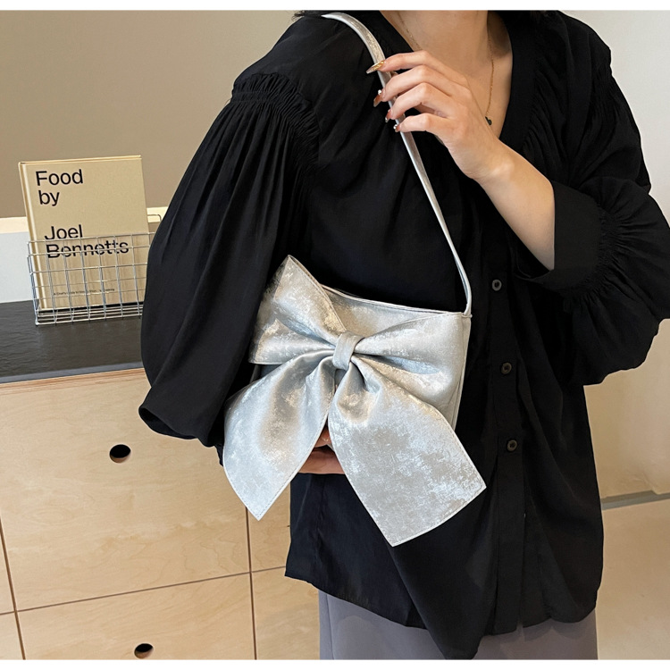 Women's Medium Pu Leather Bow Knot Elegant Square Zipper Crossbody Bag display picture 9
