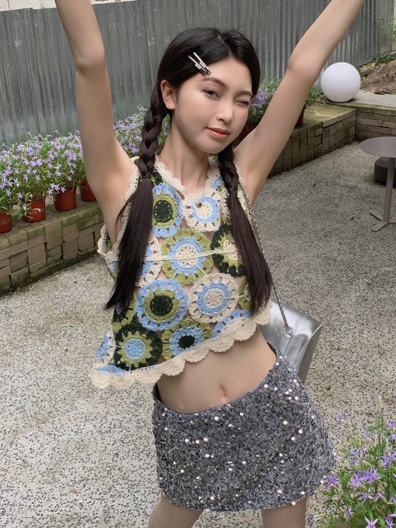 Retro knitted summer vest