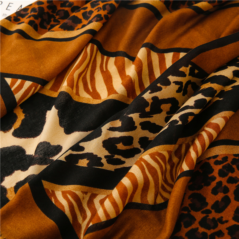 soft cotton and linen scarf diagonal leopard zebra pattern loose beard printing travel sunscreen shawl silk scarfpicture4