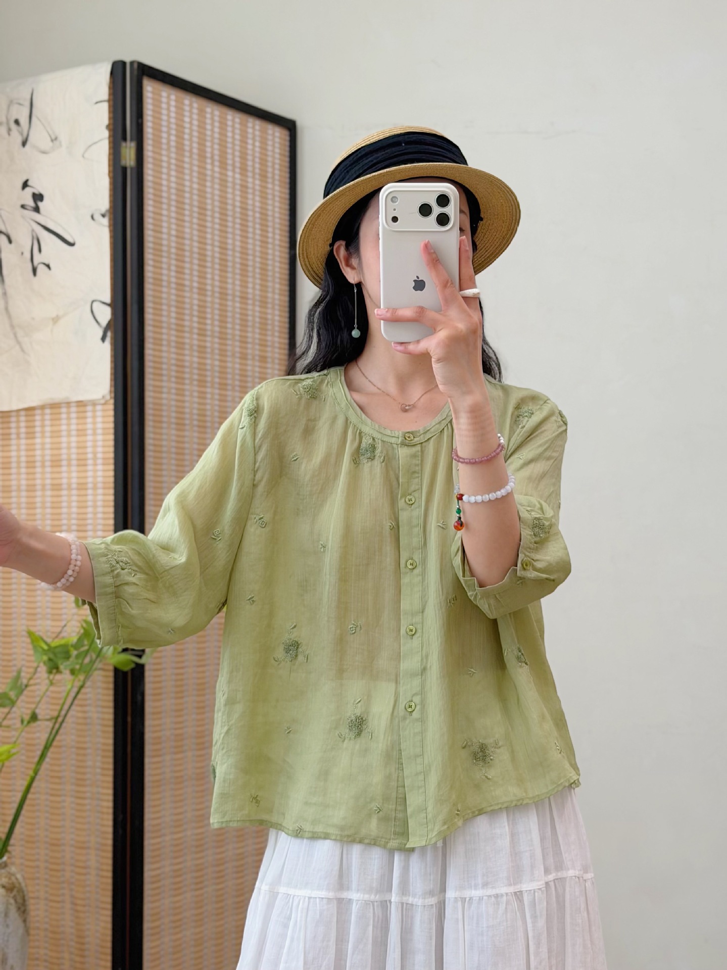 Summer retro solid color shirt for leisure