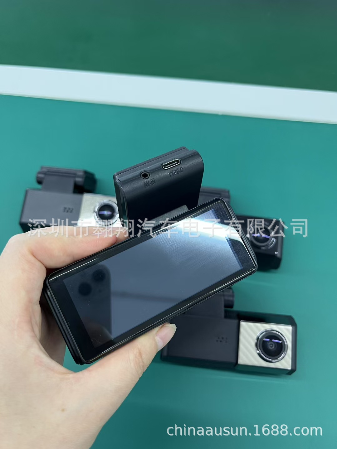 Cross-Border New Model Wifi Recorder with Mobile Phone Connectivity, Gps Parking Monitoring, High-Definition Driving Recorder 4Kadas
