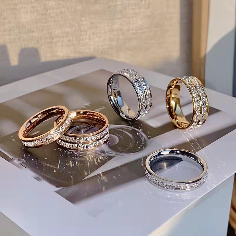 Gemstone ring with zircon stainless steel