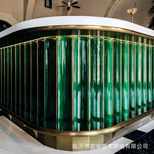 墨绿色弧形瓷砖吧台长条砖酒吧餐厅半圆弧形曲面复古背景墙阴角线