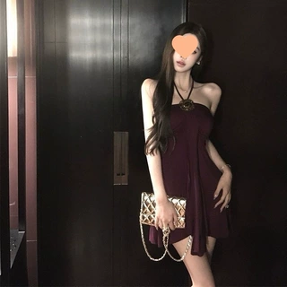 超纯欲挂脖吊带女夏季黑色无袖抹胸内搭名媛风辣妹性感紧身连衣裙