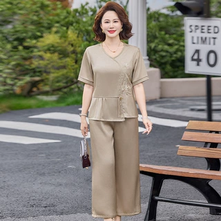 新中式妈妈夏装短袖套装2026新款中老年洋气刺绣T恤上衣两件套女
