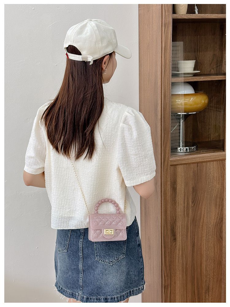 157g Weight Polyester Lining Material Flip Cover Closure Type Single Shoulder Strap Strap Type Jelly Bag Bags Type Casual, Holiday Occasion PVC Material Solid Color Pattern All Seasons Season Women's Gender Basic, Classic Style Style Square Shape Small Size Women's Small PVC Solid Color Basic Classic Style Square Flip Cover Jelly Bag 15