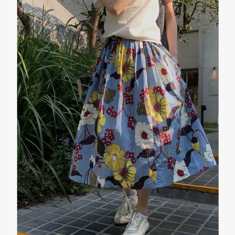 Mar26 New Summer Style Retro Literary Pastoral Oil Painting Style Large Flared Loose Skirt That Slims the Figure and Covers the Body