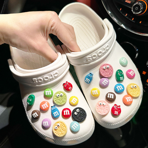 M expression bean biscuit clogs accessories shoe flower cross decorative buckle accessories shoe buckle three-dimensional