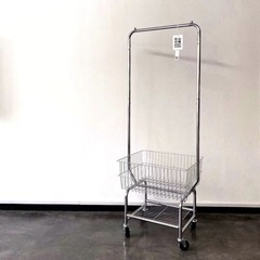 クロークラックシンプル寝室床置きリムーバブルハンガーポール収納置物プッシュラック洋服店展示ラックバスケット