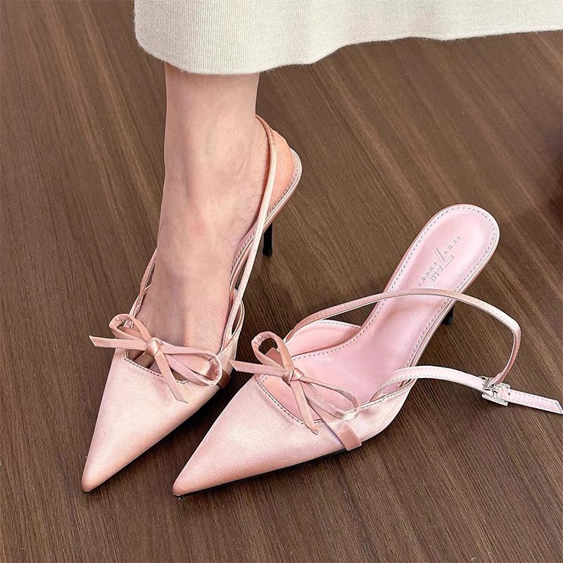 Beautiful high heels female temperament socialite design sense of niche pointed bow sandals wholesale spring and summer new shoes
