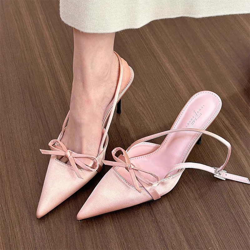 Beautiful high heels female temperament socialite design sense of niche pointed bow sandals wholesale spring and summer new shoes