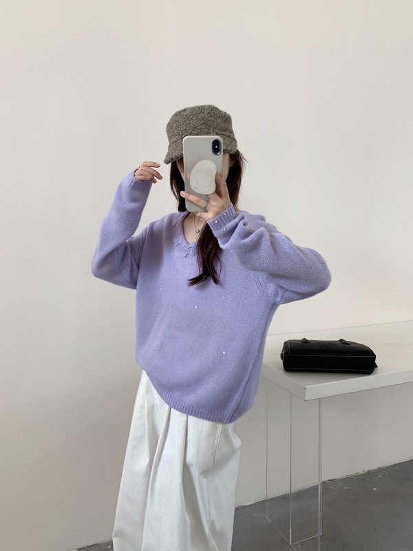 之言25秋冬季女款羊毛衫韩系纯色百搭v领勾花丝羊毛绒针织衫毛衣|undefined
