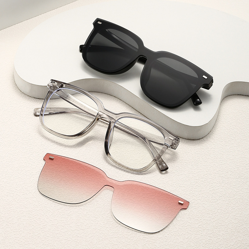 2024 magnetic sunglasses clip men's driving myopia sunglasses day and night dual-purpose glasses adjustable glasses women's fashion