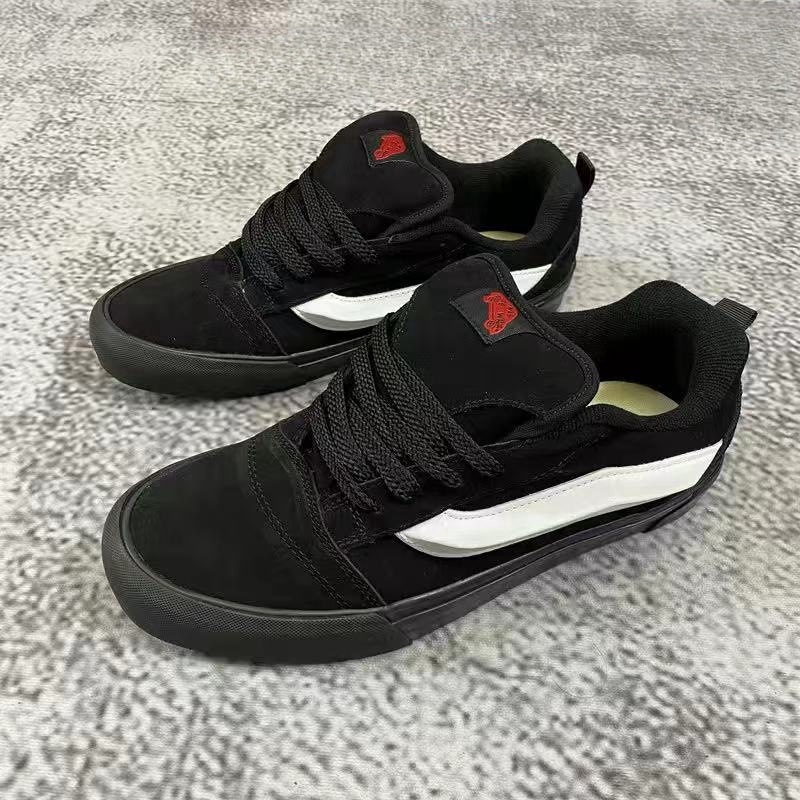 Zapatillas gruesas blancas y negras, zapatillas unisex de caña baja, zapatillas de estudiante, zapatillas casuales de moda estilo americano para parejas, zapatillas de suela gruesa.