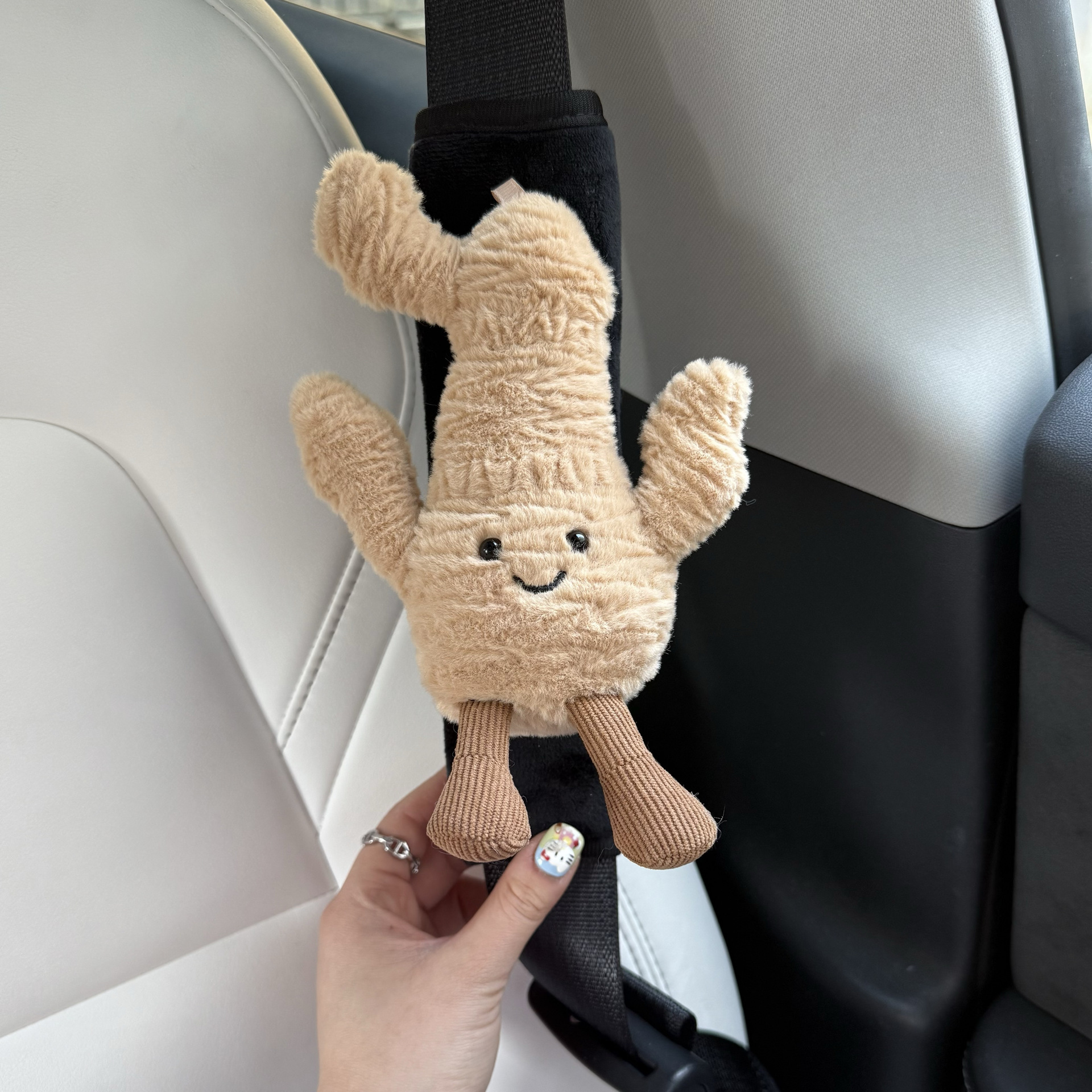 Car Seat Belt Shoulder Protector, Comfortable and Breathable, Long-Distance Anti-Strangle Protection Shoulder and Neck Safety Belt, Car Ginger Peanut