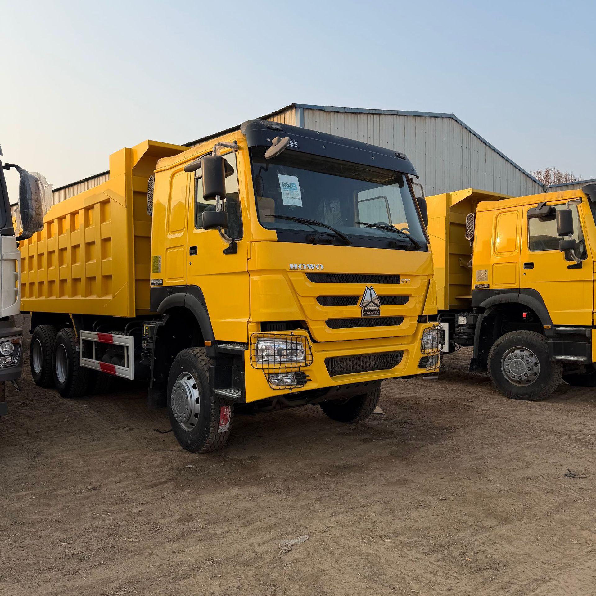 Factory Exports Howo Dump Trucks, 371-Horsepower Rear-Dump Eight-Wheel Dump Trucks, 10-Wheel Dump Trucks, Heavy-Duty Engineering Vehicles