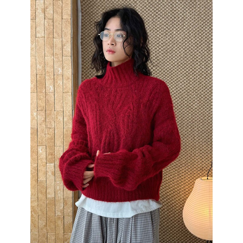 Louvre's New Spring Collection: Korean-Style Simple Holiday-Inspired High-Neck Cable-Knit Wool Sweater with a Soft and Smooth Texture for Women