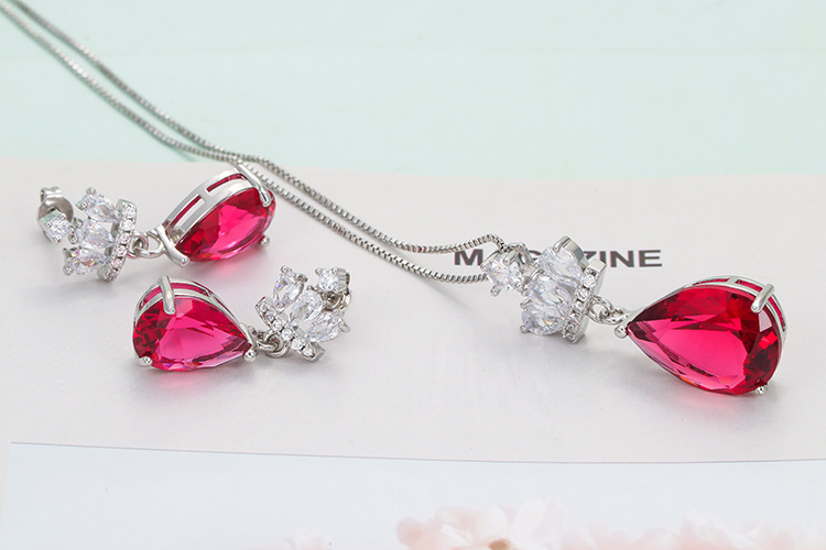 Ig Style Water Droplets Crown Copper Plating Inlay Artificial Gemstones Zircon Earrings Necklace display picture 3