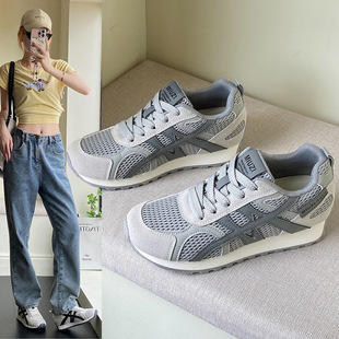 Lightweight Soft-Soled Breathable Sports Shoes for Women in Spring and Summer, Popular Forrest Gump Shoes That Are Not Tiring for Feet, Versatile Casual Shoes, Running Shoes