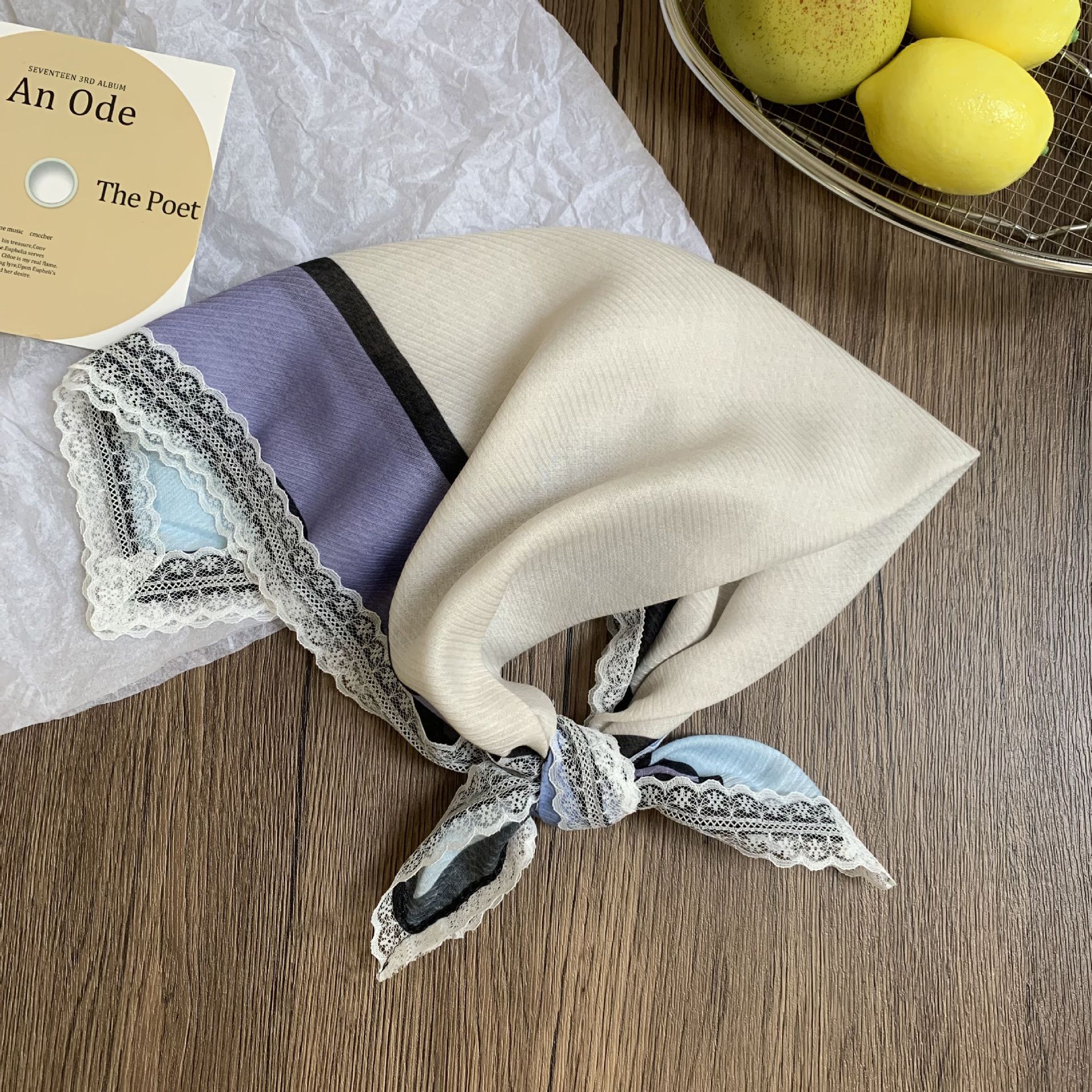 Buñuelo de seda cuello pequeño buñuelo cuadrado primavera y verano nueva moda decoración buñuelo de cuello paquete buñuelo de cabeza buñuelo de verano buñuelo de cabello buñuelo de cabello