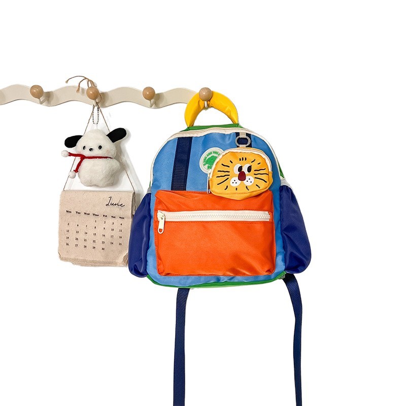 School bag for early age