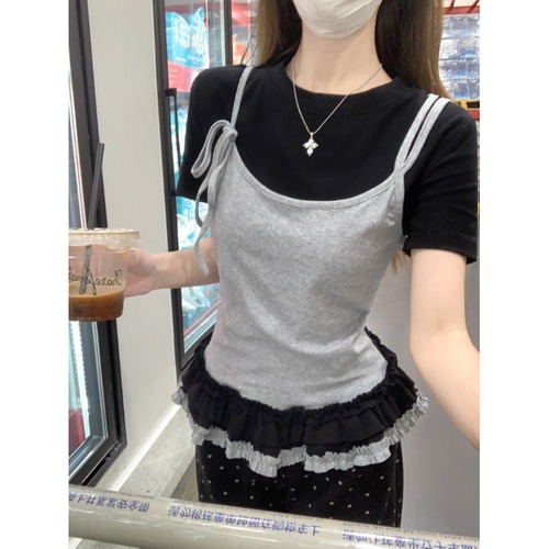 Pure and slim retro lace contrasting short-sleeved T-shirt for women's summer white suspender T-shirt for flesh covering and slimming top