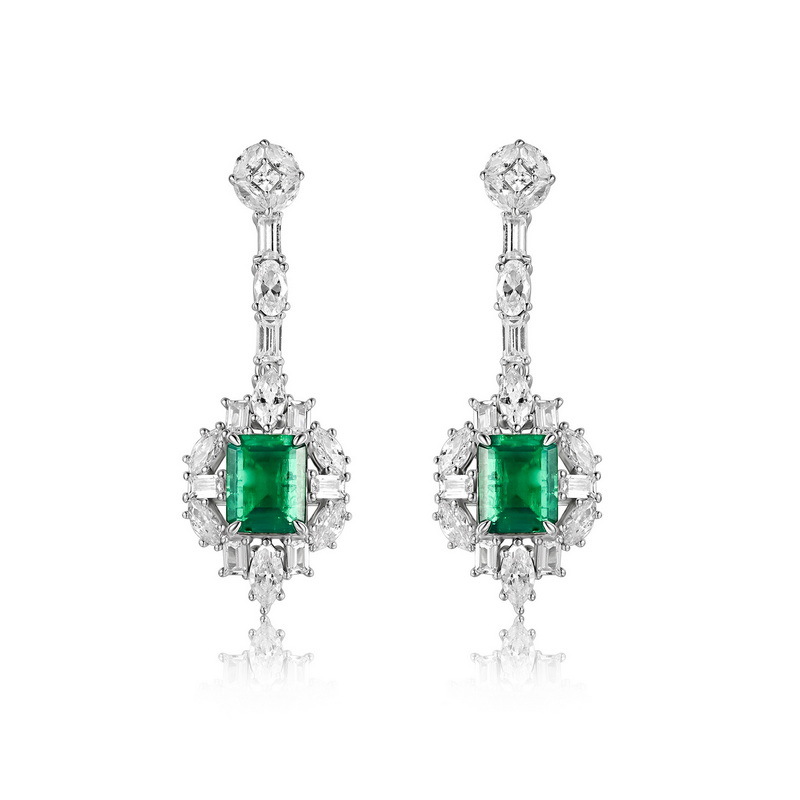 Transmisión en vivo transfronteriza nuevo Pendientes de esmeraldas de cultivo de plata S925 Pendientes de gemas con incrustaciones de mujer, estilo retro noble europeo y americano