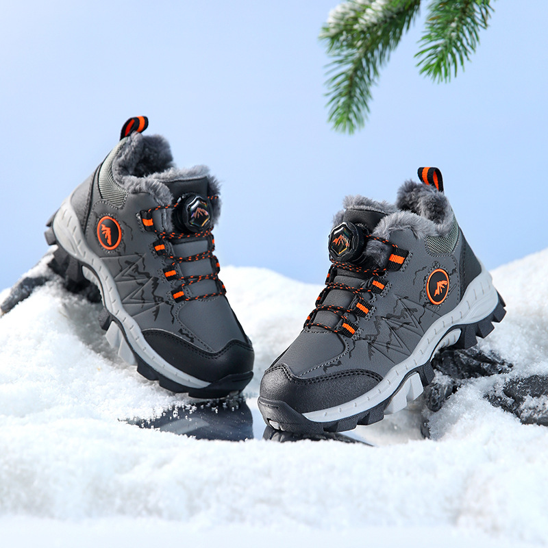 Zapatos de algodón para niños transfronterizos en invierno al aire libre con garras de acero de vello antideslizante zapatos de montaña para niños mayores gruesas y cálidas botas de nieve