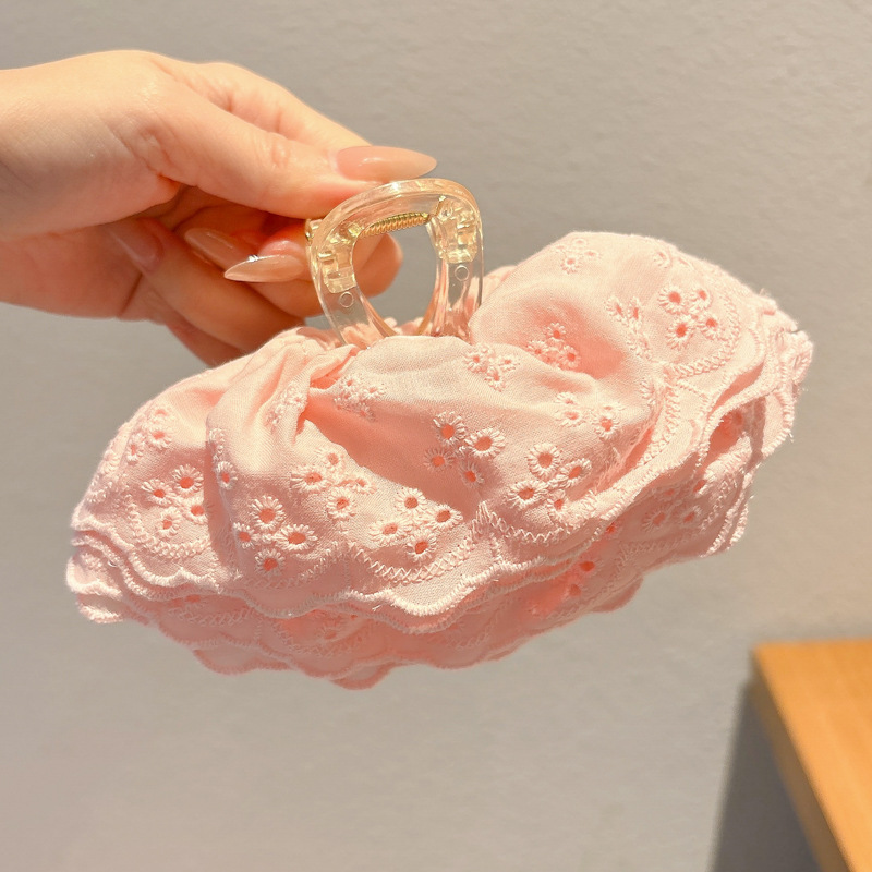 新しいスタイルのヘアクリップ、女性用、髪の量が多い方にも最適、おしゃれでファッショナブルな中型シャーククリップ、日常使いに万能なヘアアクセサリー|undefined