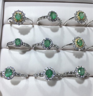 Natural Burn-free Emerald Ring s925 Silver Inlaid Colombian Emerald Noble Elegant Fashion Style
