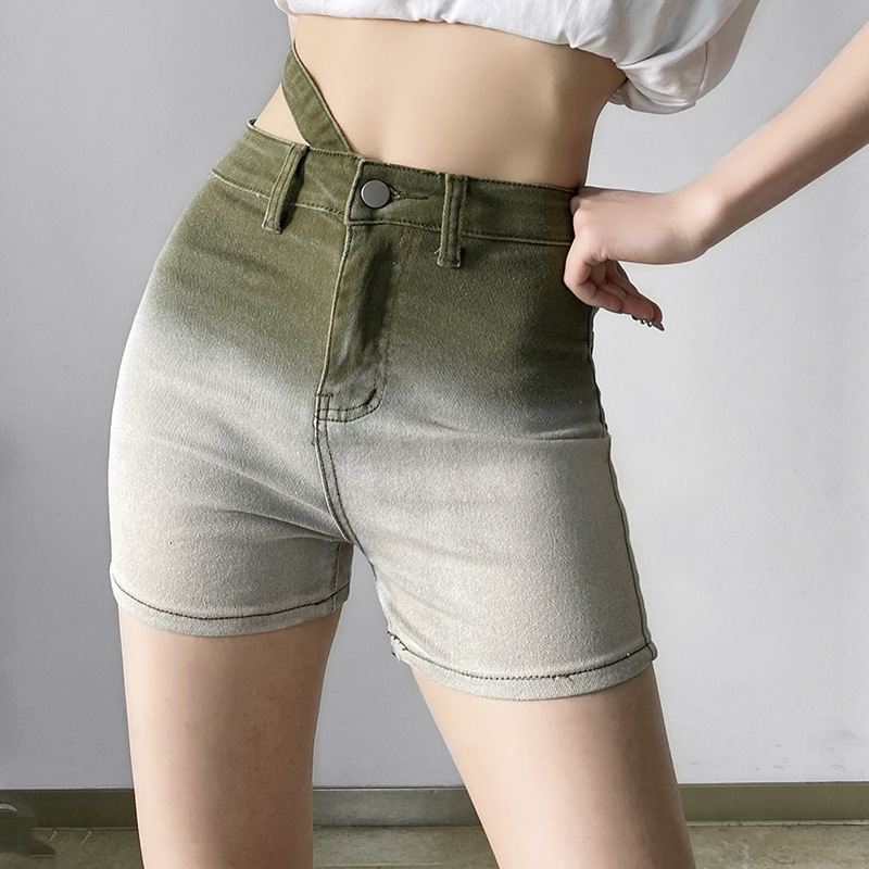 Shorts de mezclilla ajustados con cintura alta y elasticidad degradada NSGXF129110