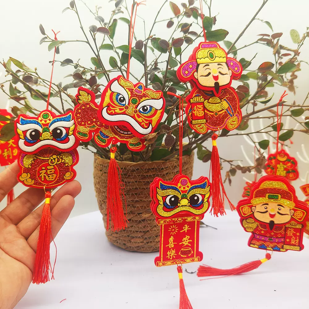 吊卡新款新年喜庆装饰挂件盆景盆栽绿植醒狮挂卡场景布置福袋挂饰