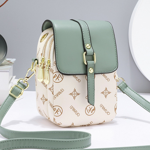 Korean style simple small square bag, fashionable and versatile one-shoulder crossbody bag, trendy mini mobile phone bag for women