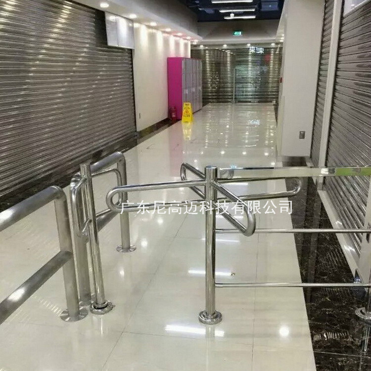 佛山厂家供应商场护栏式旋转门只进人导流通道不锈钢手动机械转闸