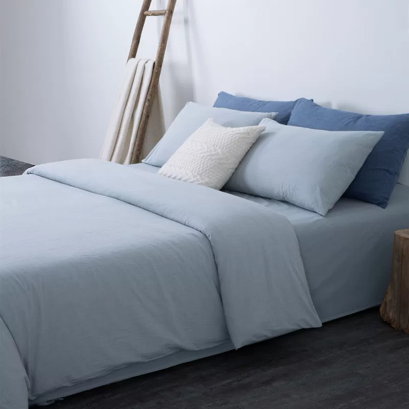 Japanese unprinted style solid color washed cotton three or four piece set, skin-friendly, breathable, naked sleeping grade single and double bedding home textiles